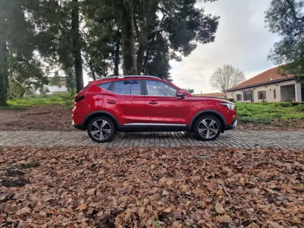 MG ZS Maximal Luxury 29