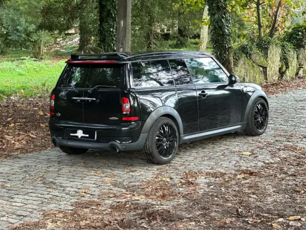 MINI Clubman John Cooper Works 7