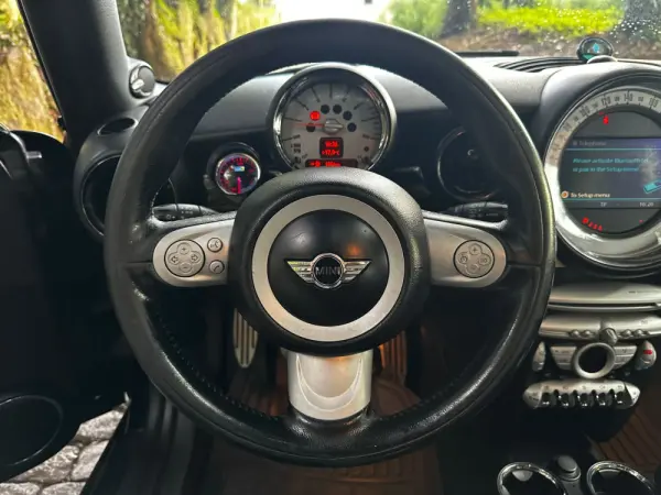 MINI Clubman John Cooper Works 15