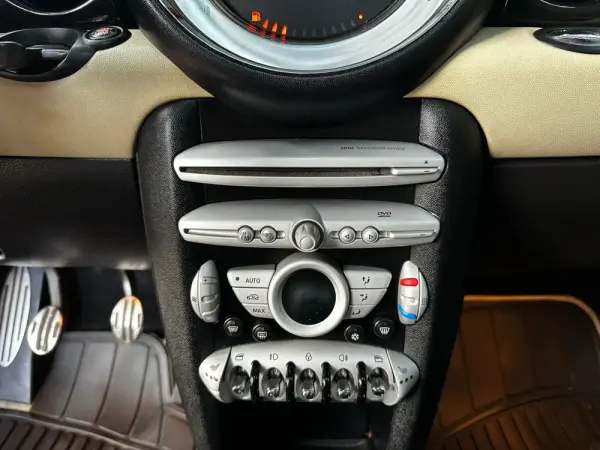MINI Clubman John Cooper Works 19