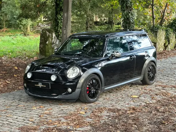 MINI Clubman John Cooper Works 33