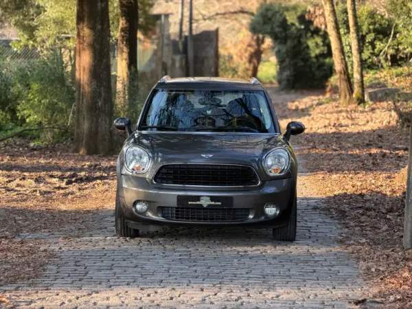 MINI Countryman One D 3