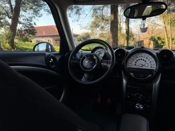 MINI Countryman One D 19