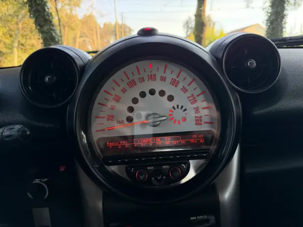 MINI Countryman One D 21