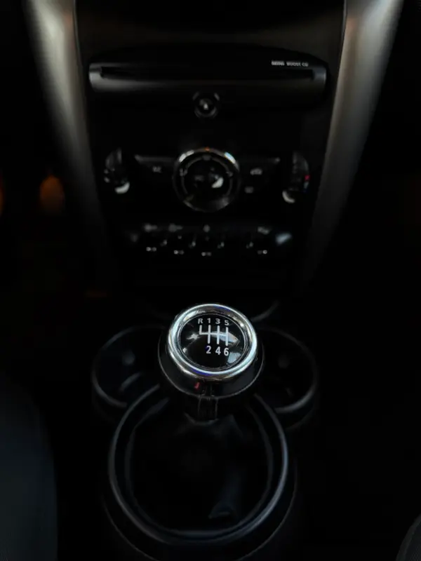 MINI Countryman One D 22