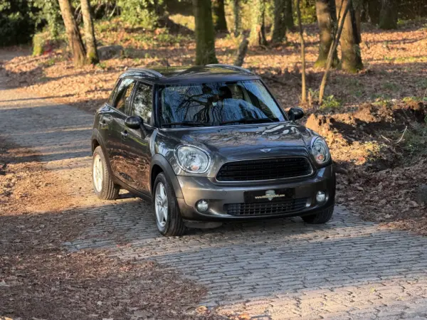 MINI Countryman One D 25