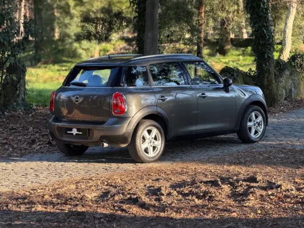 MINI Countryman One D 34