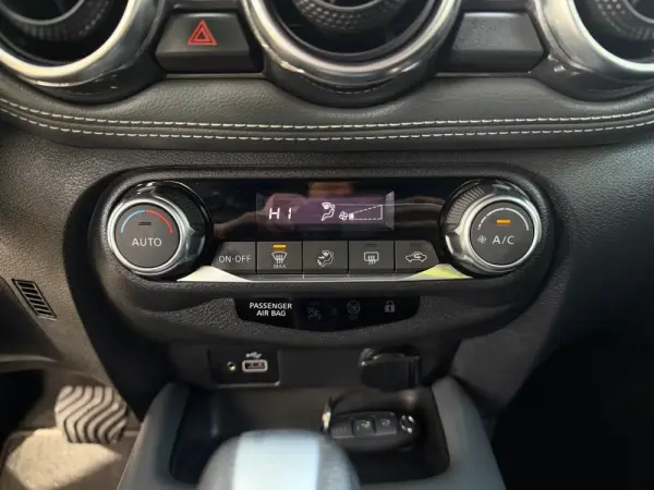 Nissan Juke 1.0 DIG-T Tekna DCT 15