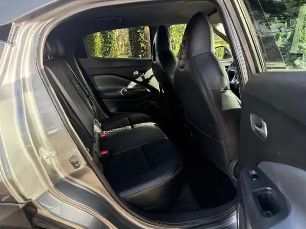 Nissan Juke 1.0 DIG-T Tekna DCT 23