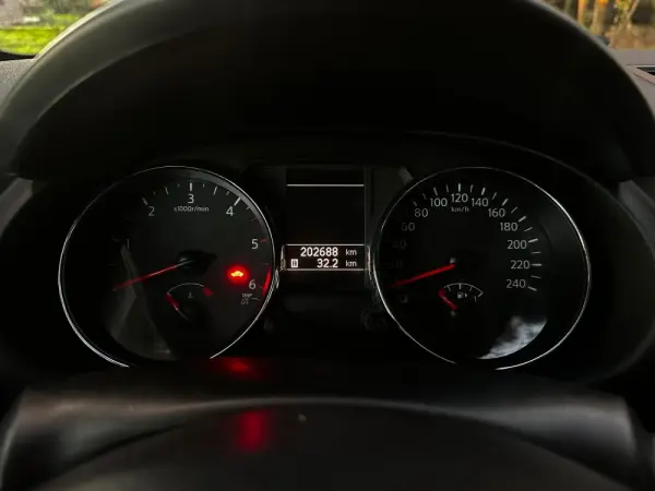 Nissan Qashqai 1.5 dCi Tekna 10