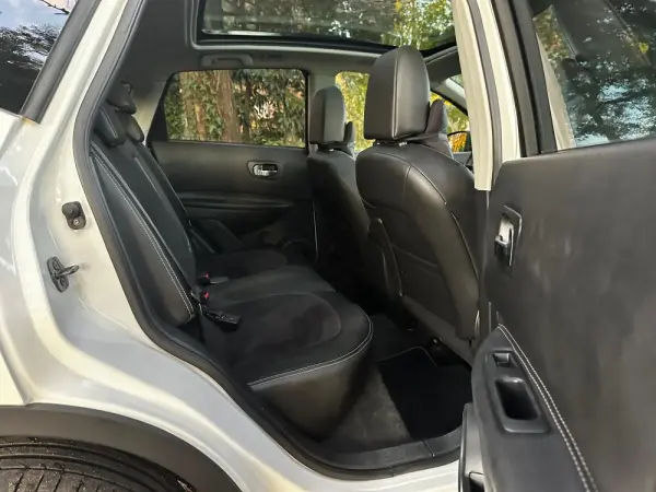 Nissan Qashqai 1.5 dCi Tekna 12