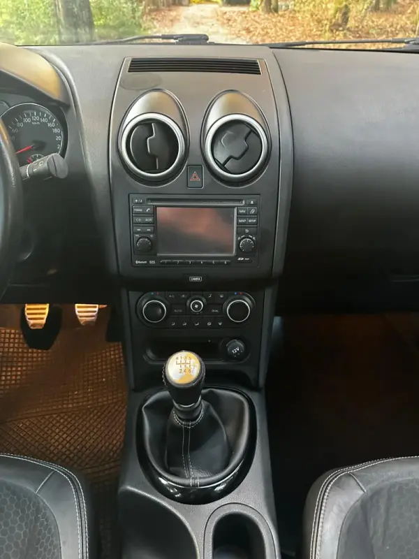 Nissan Qashqai 1.5 dCi Tekna 14