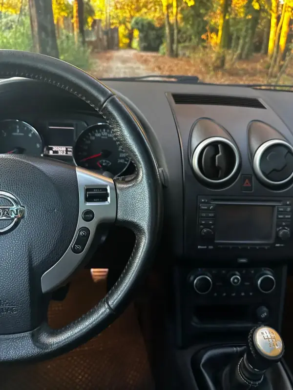 Nissan Qashqai 1.5 dCi Tekna 16