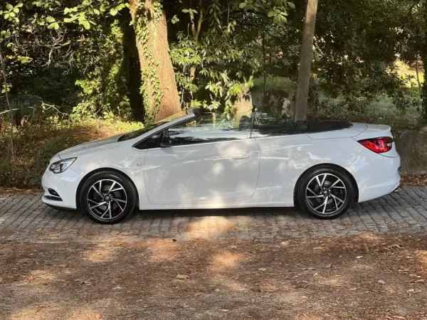 Opel Cascada 2.0 D (CDTi ecoFLEX) S&S Edition 8