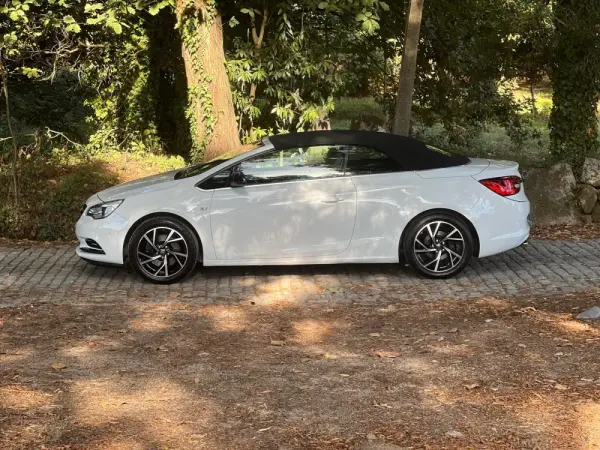 Opel Cascada 2.0 D (CDTi ecoFLEX) S&S Edition 9