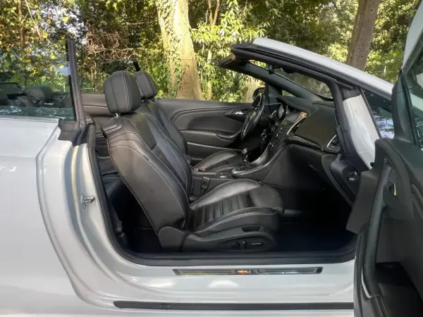Opel Cascada 2.0 D (CDTi ecoFLEX) S&S Edition 15