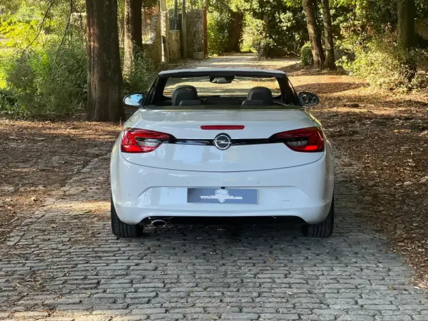 Opel Cascada 2.0 D (CDTi ecoFLEX) S&S Edition 25