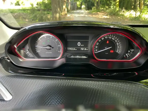 Peugeot 2008 1.2 PureTech GT Line 24