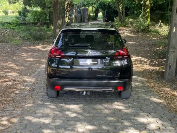 Peugeot 2008 1.2 PureTech GT Line 37