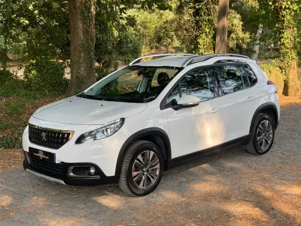 Peugeot 2008 1.2 PureTech Allure 29