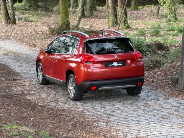 Peugeot 2008 1.2 PureTech Allure EAT6 35