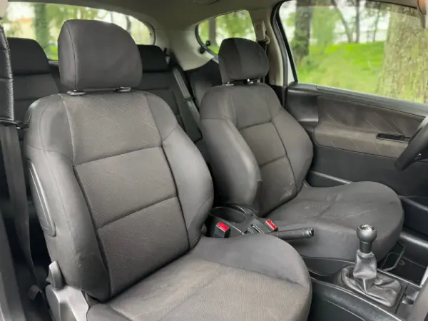 Peugeot 207 1.6 HDi Sport 9