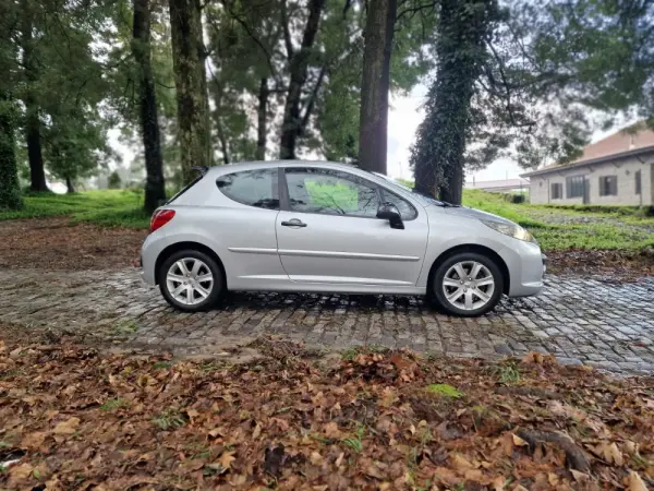 Peugeot 207 1.6 HDi Sport 24