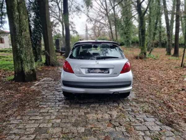 Peugeot 207 1.6 HDi Sport 27