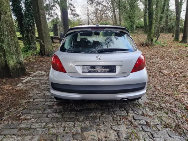 Peugeot 207 1.6 HDi Sport 31
