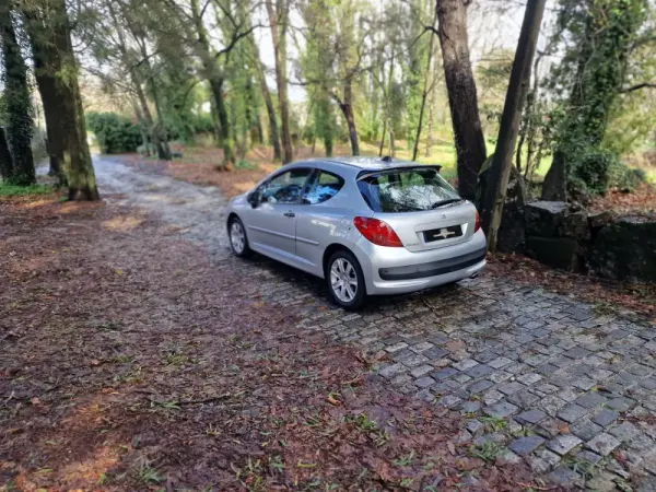 Peugeot 207 1.6 HDi Sport 37