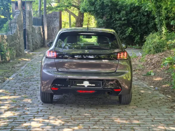 Peugeot 208 1.2 PureTech Allure Pack EAT8 35