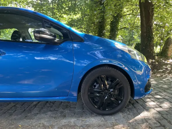 Peugeot 208 1.6 BlueHDi Allure 46