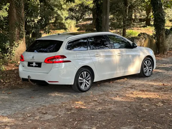 Peugeot 308 1.5 BlueHDi Allure 36