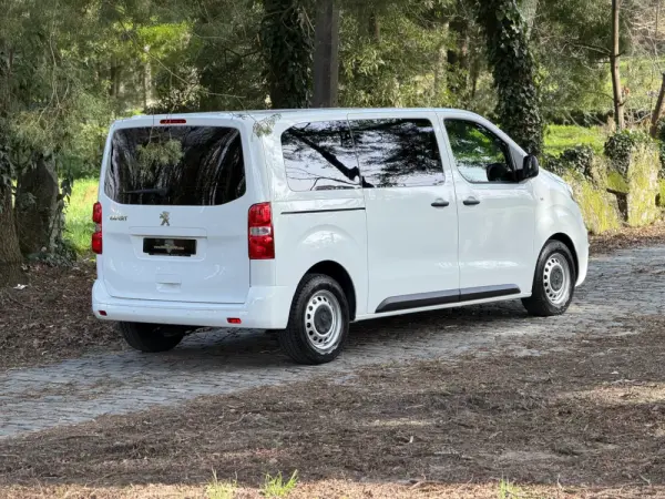 Peugeot Expert 1.5 BlueHDi L2H1 Semi-Vidrado 4