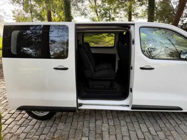 Peugeot Expert 1.5 BlueHDi L2H1 Semi-Vidrado 11