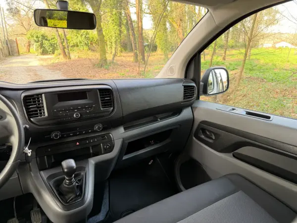 Peugeot Expert 1.5 BlueHDi L2H1 Semi-Vidrado 13