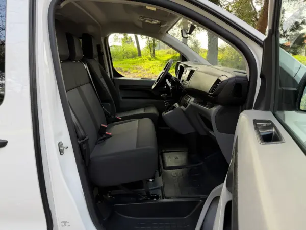 Peugeot Expert 1.5 BlueHDi L2H1 Semi-Vidrado 21