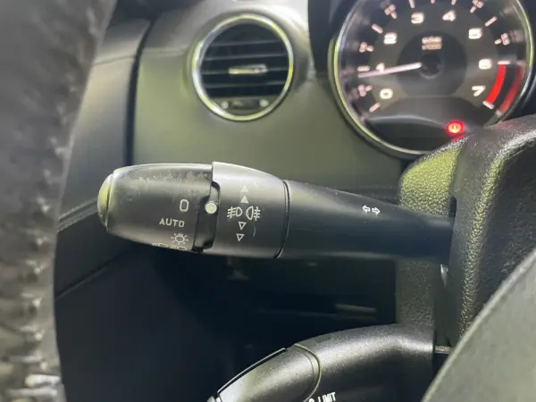 Peugeot RCZ 1.6 THP Onyx 26