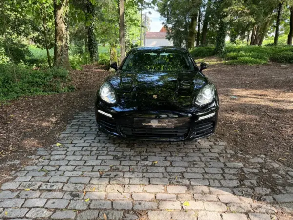 Porsche Panamera S E-Hybrid 3