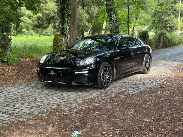 Porsche Panamera S E-Hybrid 61