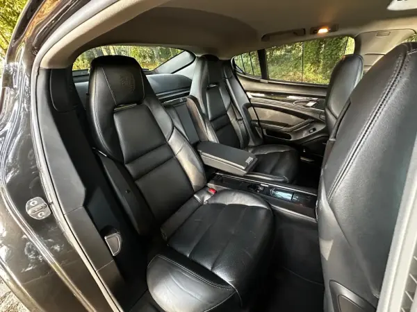 Porsche Panamera S PDK 37