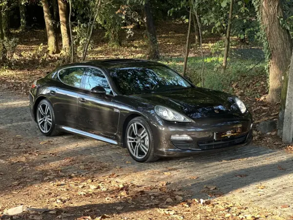 Porsche Panamera S PDK 48