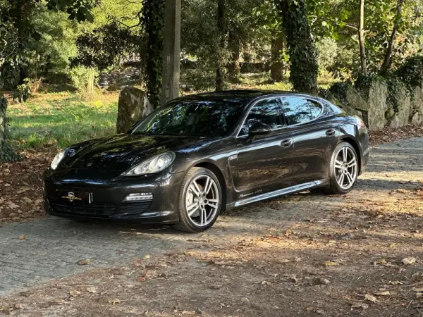 Porsche Panamera S PDK 50