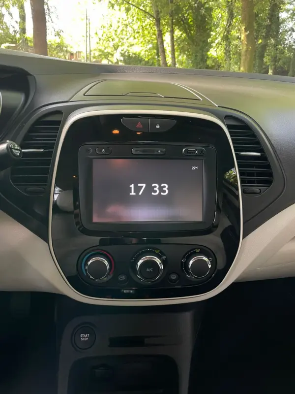 Renault Captur (ENERGY) TCe 90 INTENS 23