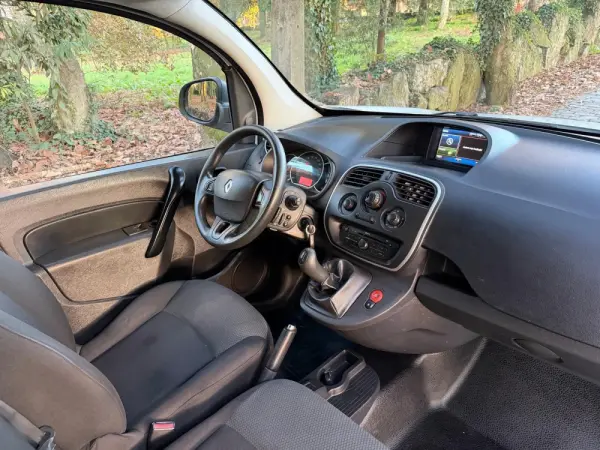 Renault Kangoo 1.5 Blue dCi Authentic 10