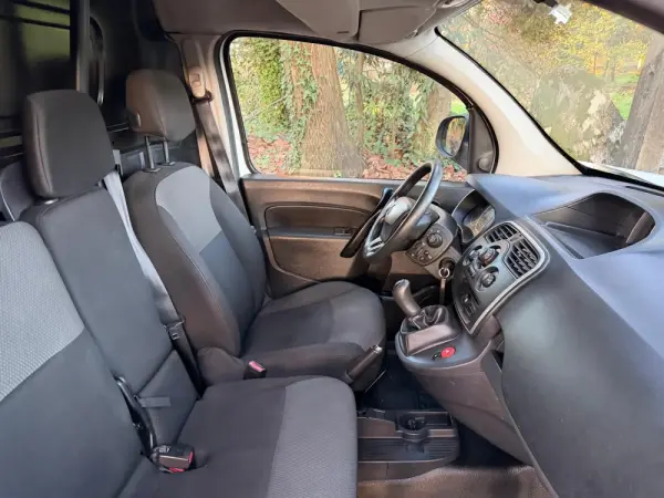Renault Kangoo 1.5 Blue dCi Authentic 17
