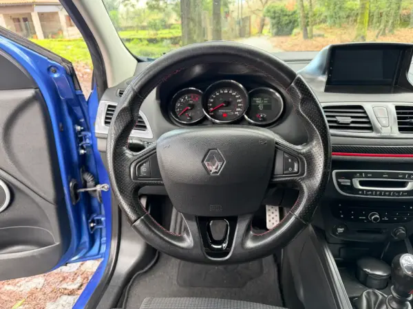 Renault Mégane Coupe 1.5 dCi GT Line 34