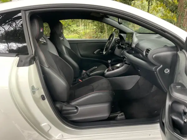 Toyota GR Yaris c/ High-Performance-Pack 18