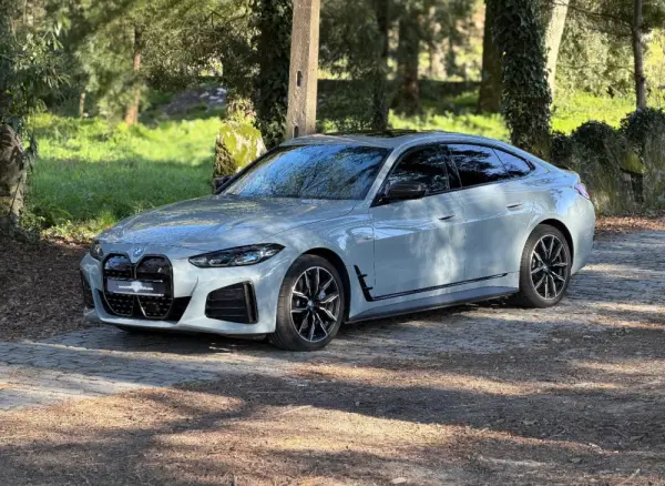 BMW i4 eDrive40 Pack Desportivo M Pro 3