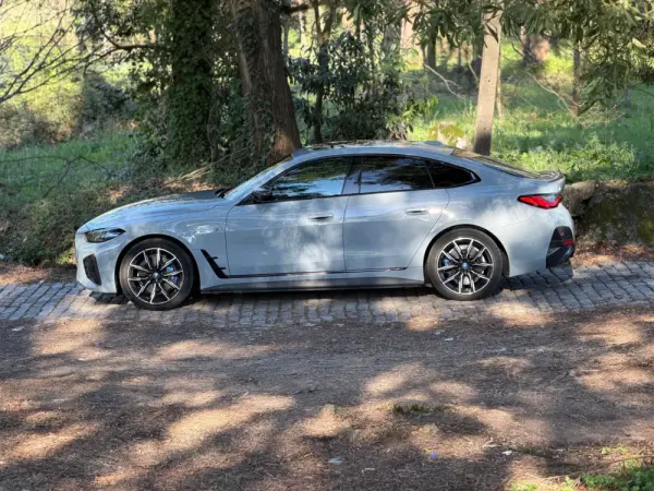 BMW i4 eDrive40 Pack Desportivo M Pro 7